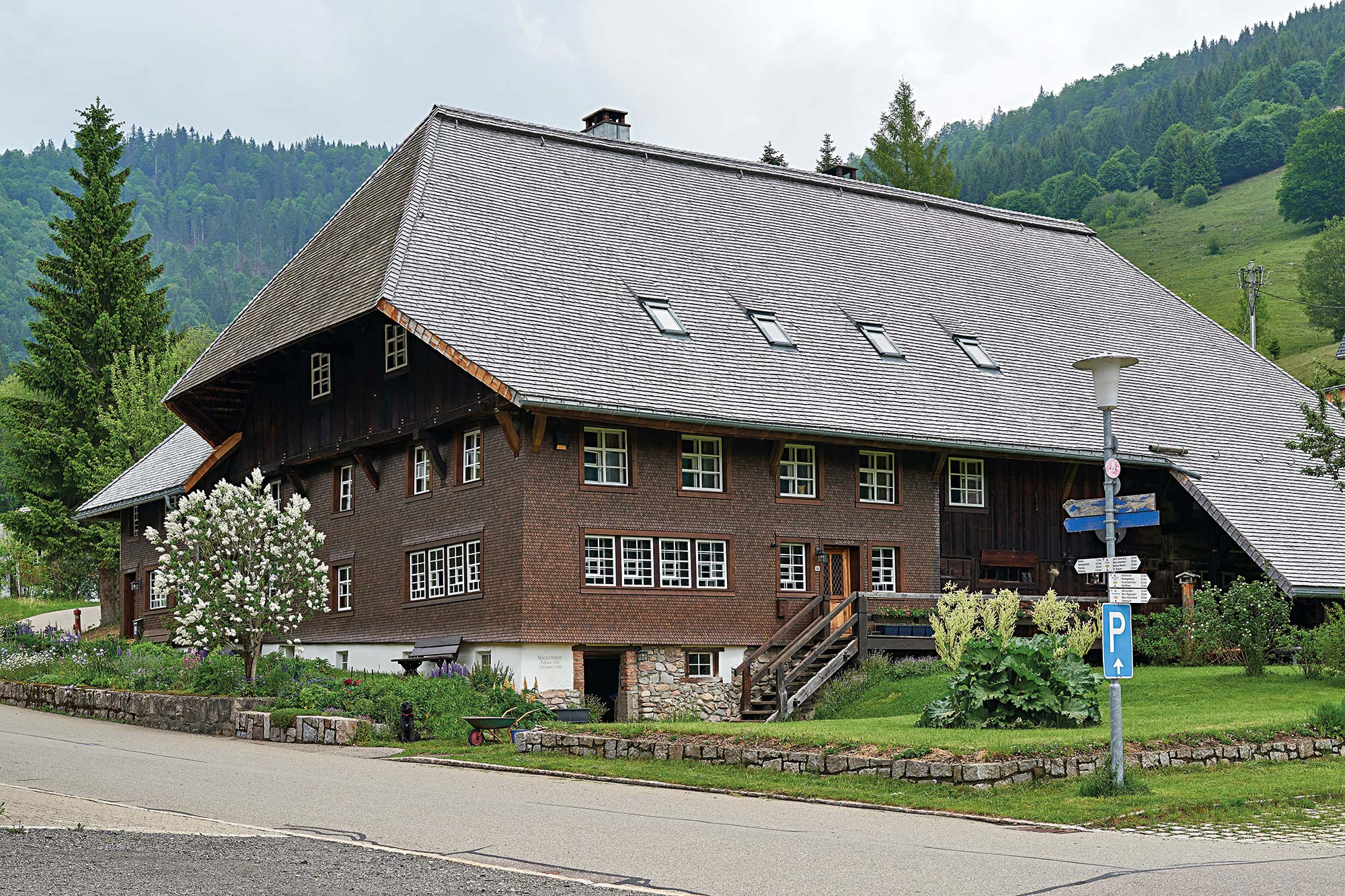 Sanierung Schwarzwaldhof in Holzbauweise