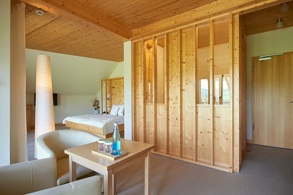 Glas Holz Schindelfassade