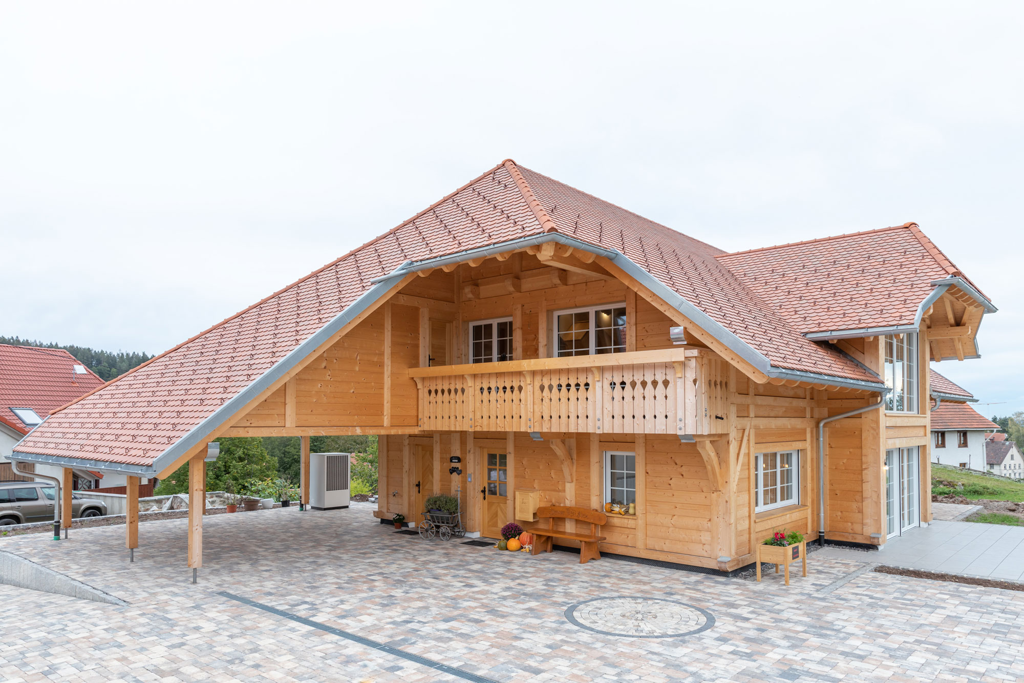 Ständer-Bohlen Holzhaus