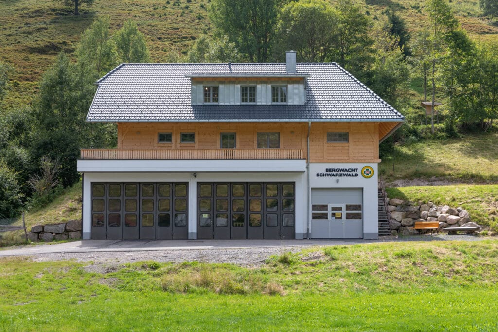 Gewerbebau Holzbau - Außen