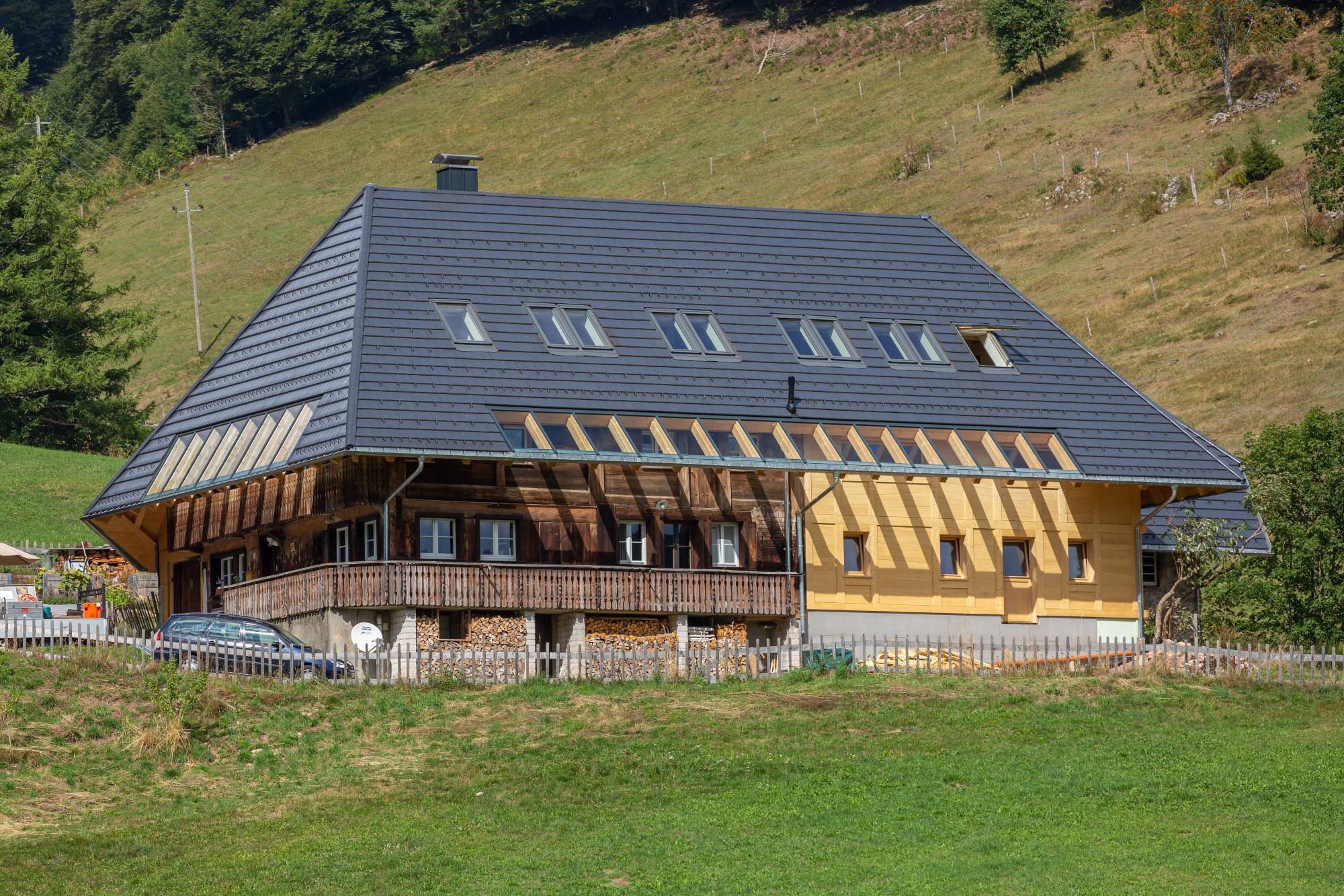 SANIERUNG SCHWARZWALDHOF IN HOLZBAUWEISE