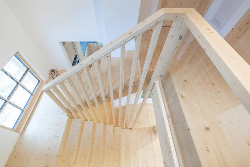 Treppe Holz - Schreinerei